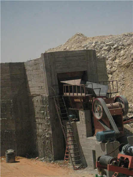 圓錐破碎機內粉塵積駐怎樣處理