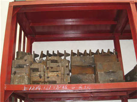 顎破碎機鑄鋼的好還是焊接的好