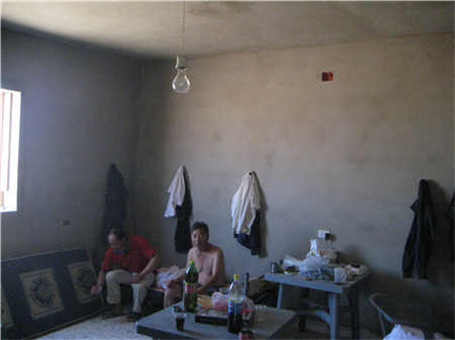 破碎機是動板磨損快?