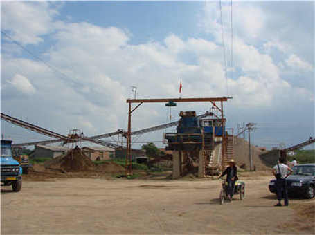 鄂式破碎機的動板和定板圖紙