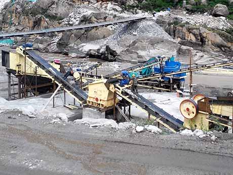 貴州時產300-400噸石灰石破碎生產線，早投資早收益！