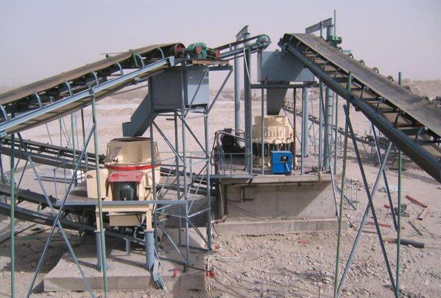 人工砂生產工藝的經濟對比及選擇依據：濕法、干法、半干法制砂